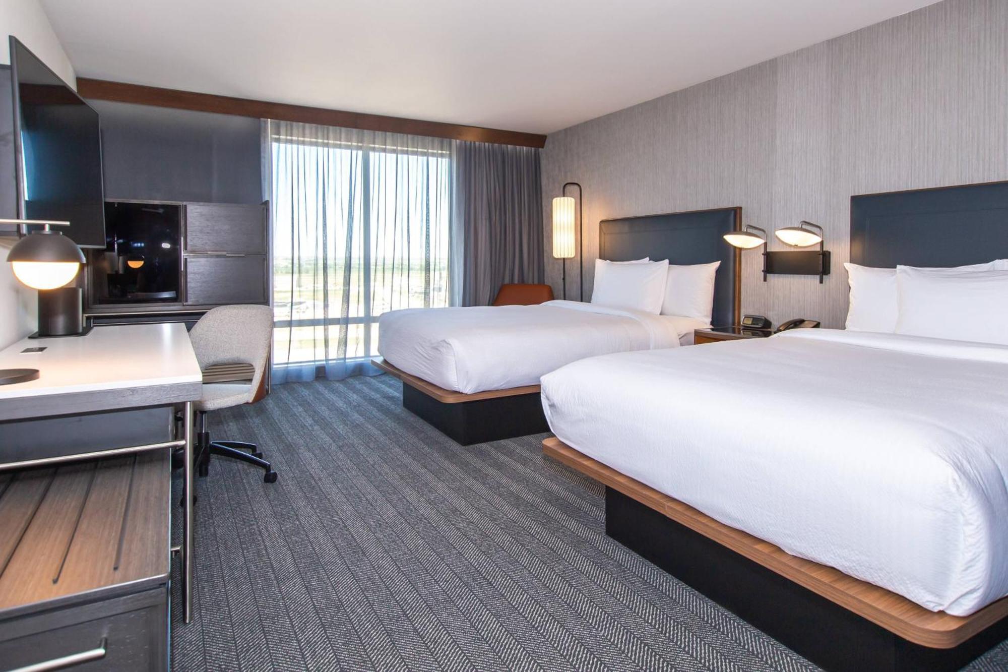 Courtyard By Marriott Rapid Stadt Exterior foto